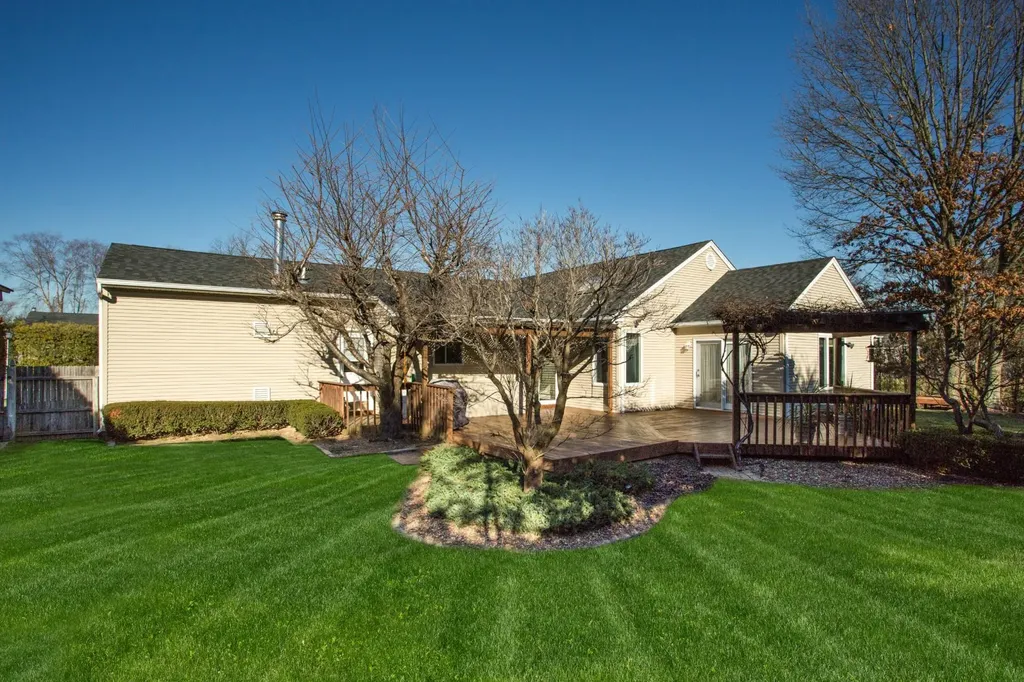 31 Timber Ridge Drive Commack NY 11725