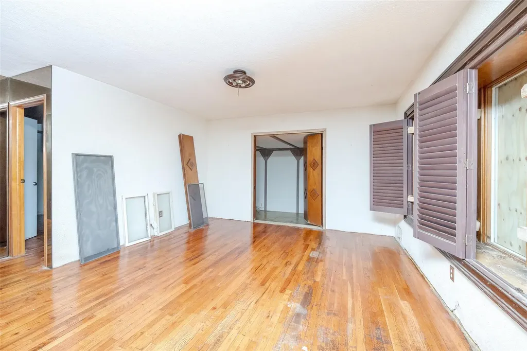 1522 N Gardiner Drive Bay Shore NY 11706
