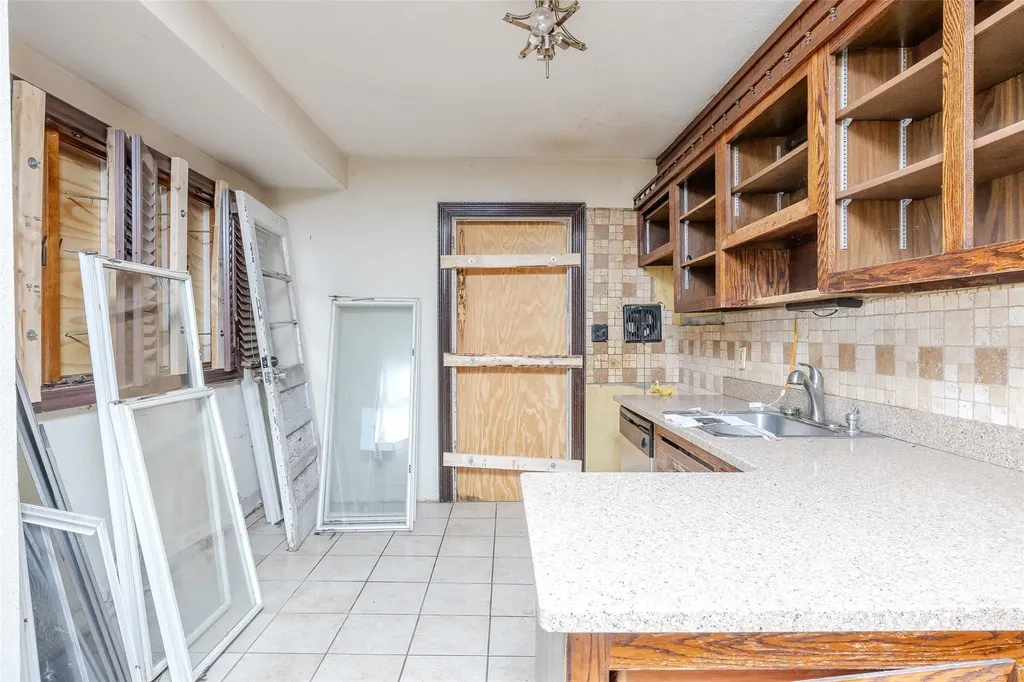 1522 N Gardiner Drive Bay Shore NY 11706