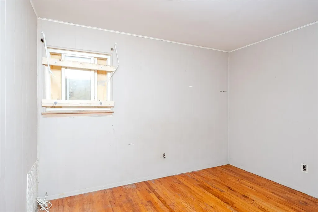 1522 N Gardiner Drive Bay Shore NY 11706