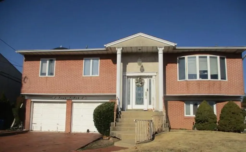 450 Hungry Harbor Road Valley Stream NY 11581