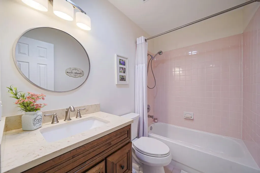 88 Rabbit Run Manorville NY 11949