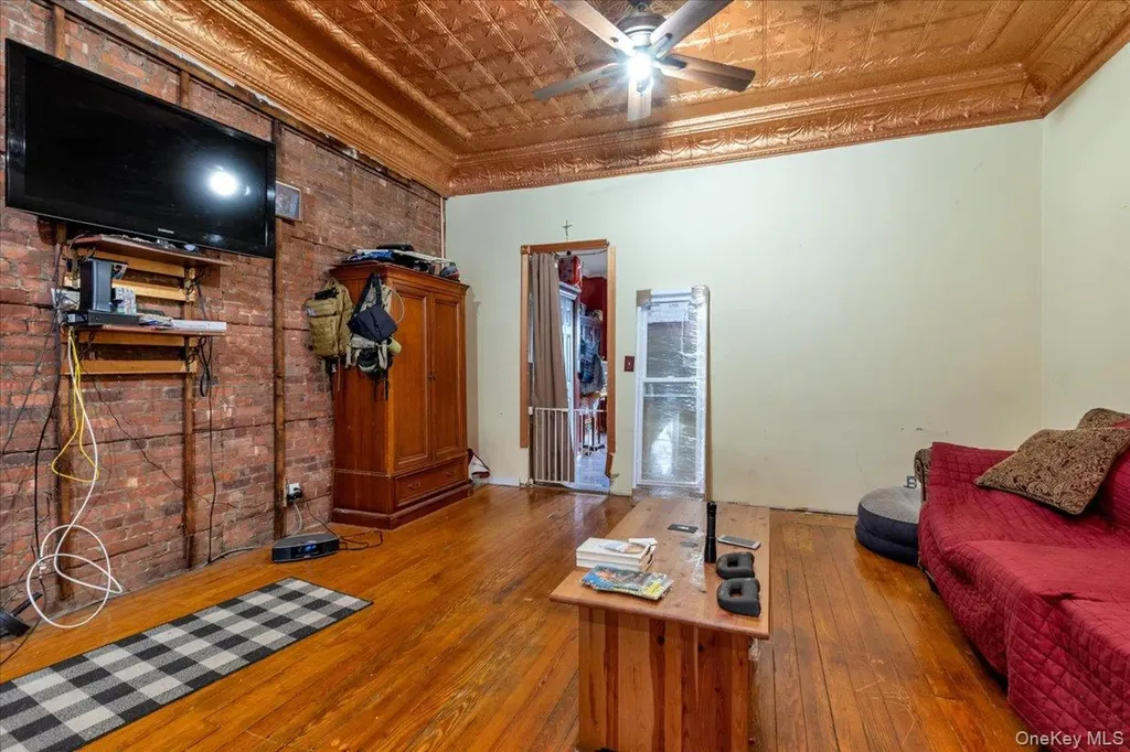 110-31 15th Avenue College Point NY 11356