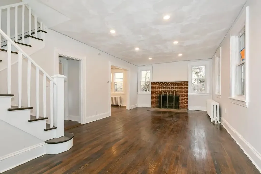 12 Breuer Avenue Great Neck NY 11023