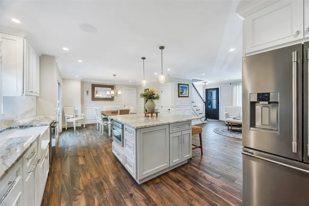 41 Parnell Drive Smithtown NY 11787