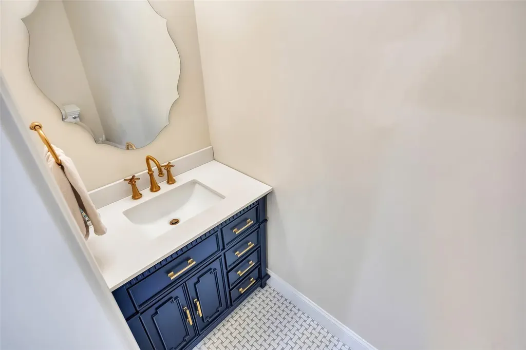 41 Parnell Drive Smithtown NY 11787
