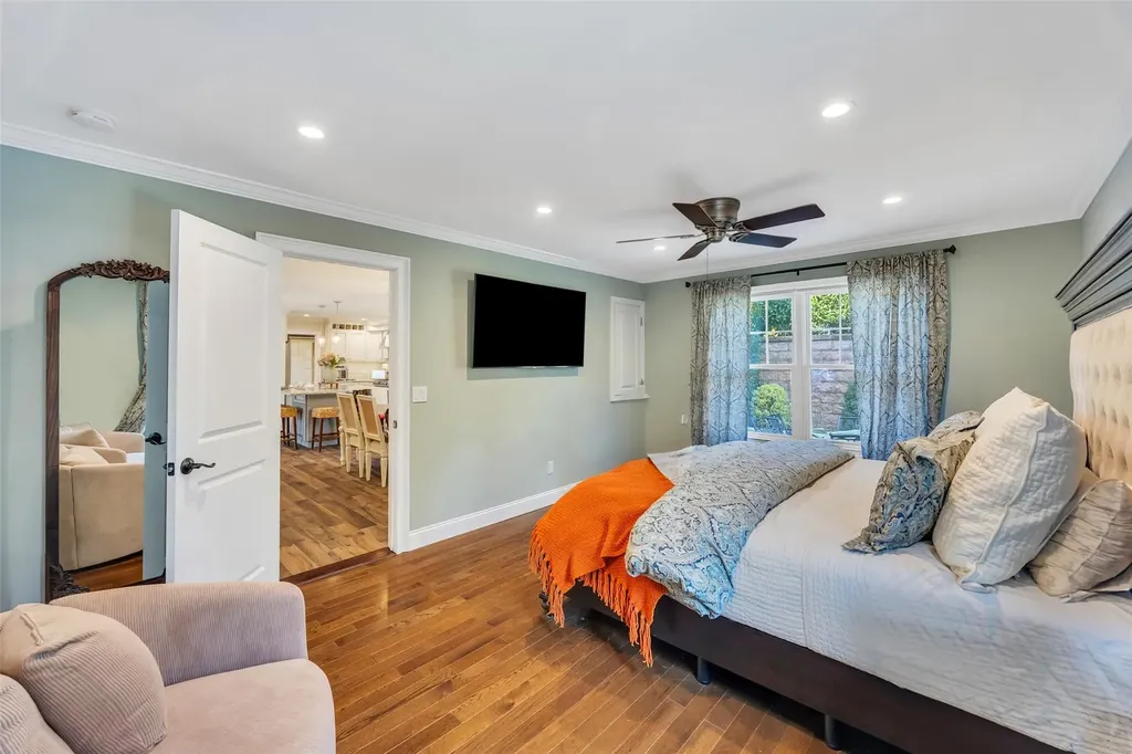 41 Parnell Drive Smithtown NY 11787