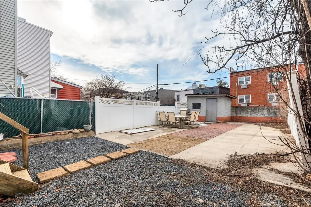 8258 89th Street Glendale NY 11385