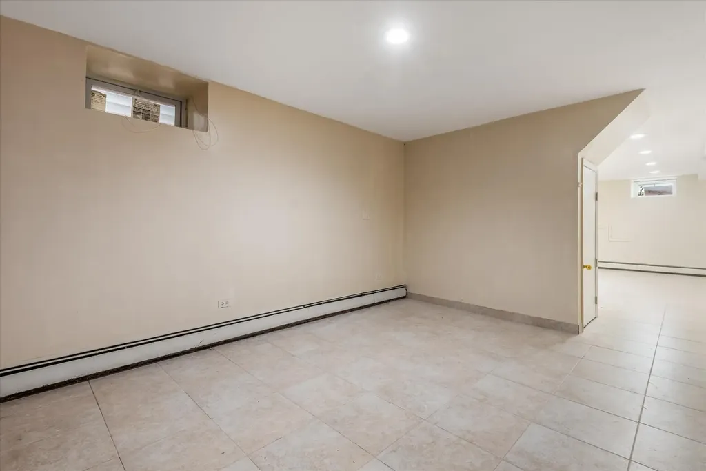 8258 89th Street Glendale NY 11385