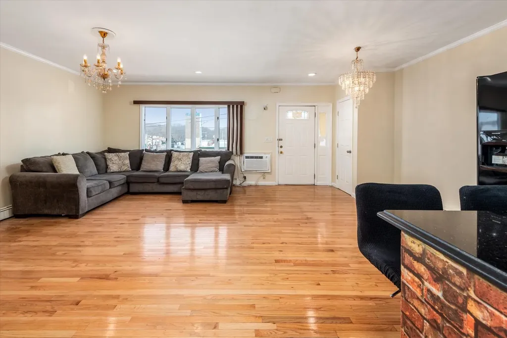8258 89th Street Glendale NY 11385