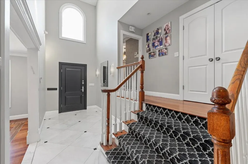 577 Barnard Avenue Woodmere NY 11598