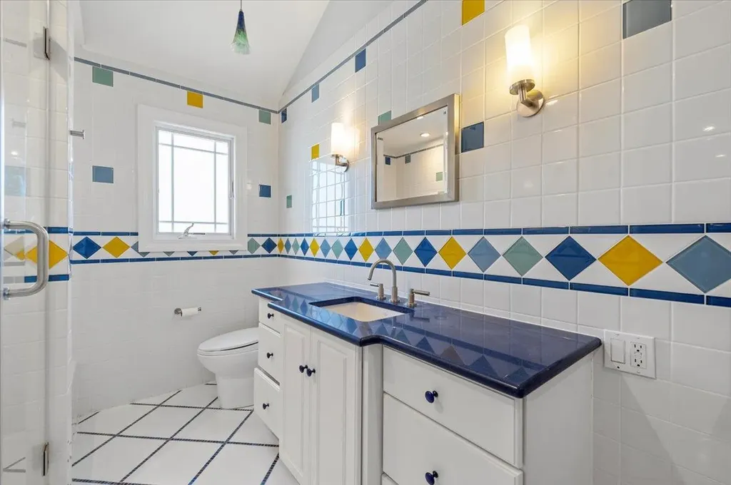 577 Barnard Avenue Woodmere NY 11598