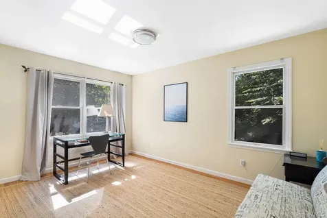 7 Wooded Oak Lane East Hampton NY 11937