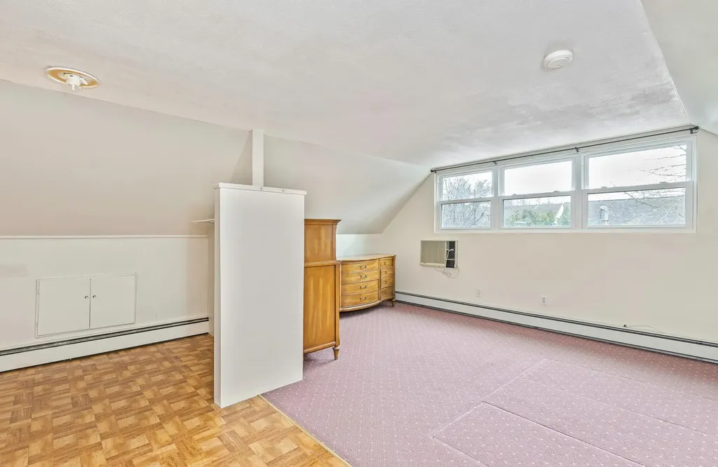 3 Shelbourne Lane Stony Brook NY 11790