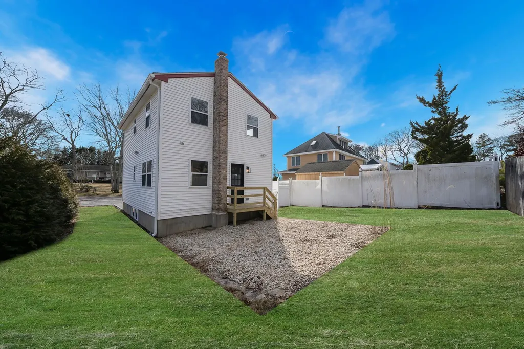54 Ocean Avenue Hampton Bays NY 11946