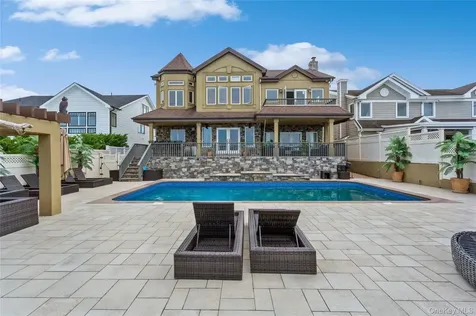 319 Harbor Drive Lido Beach NY 11561