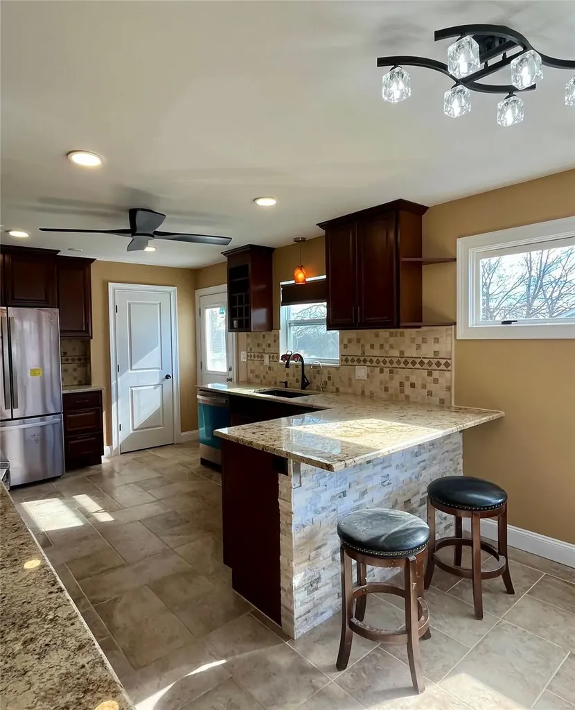49 Bedford Avenue Middletown NY 10940