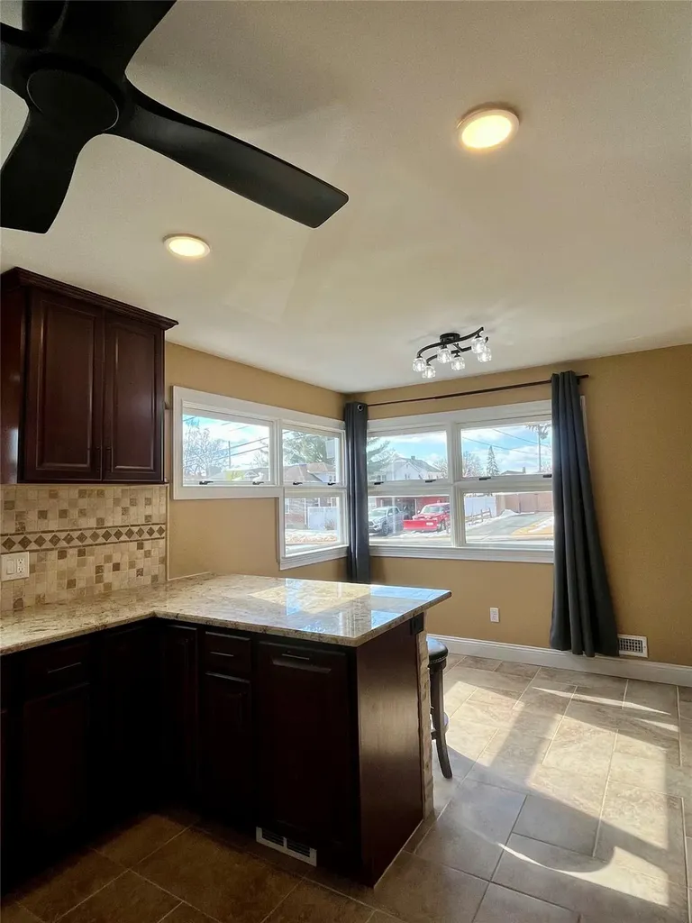 49 Bedford Avenue Middletown NY 10940