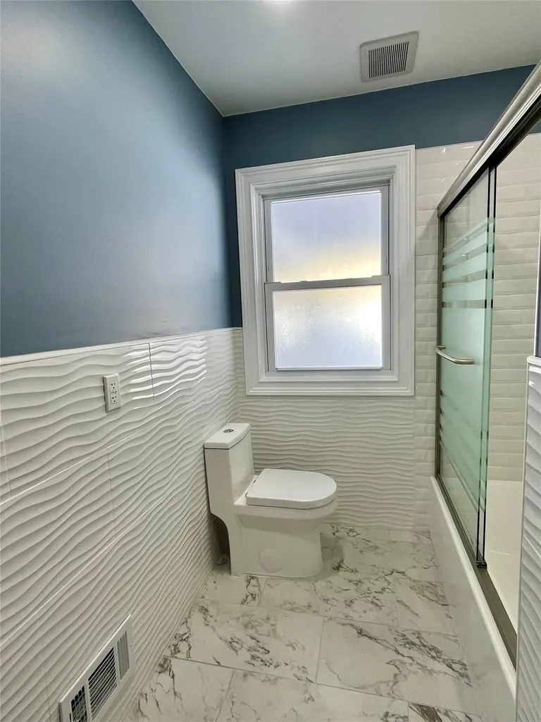 49 Bedford Avenue Middletown NY 10940