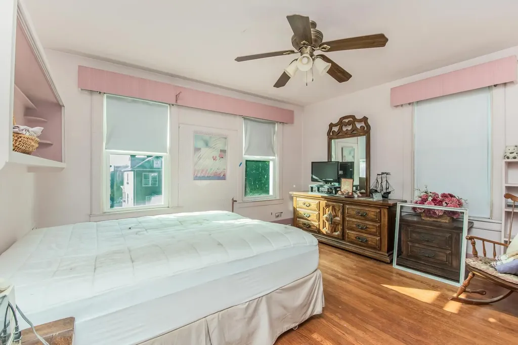 130 East 236th Street Bronx NY 10470