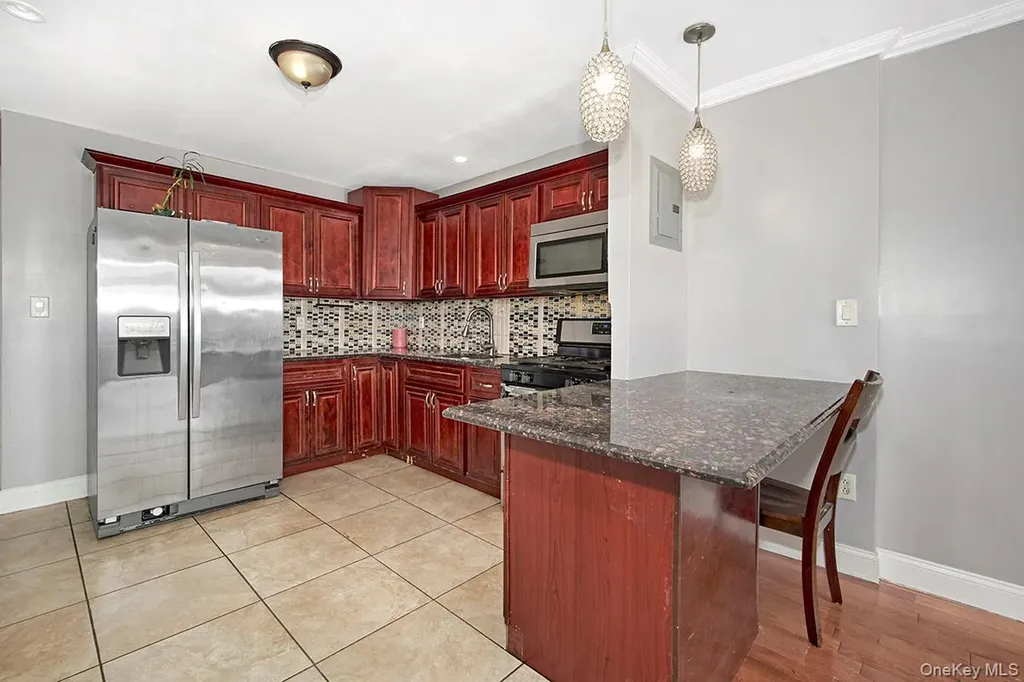 4016 Wilder Avenue Bronx NY 10466