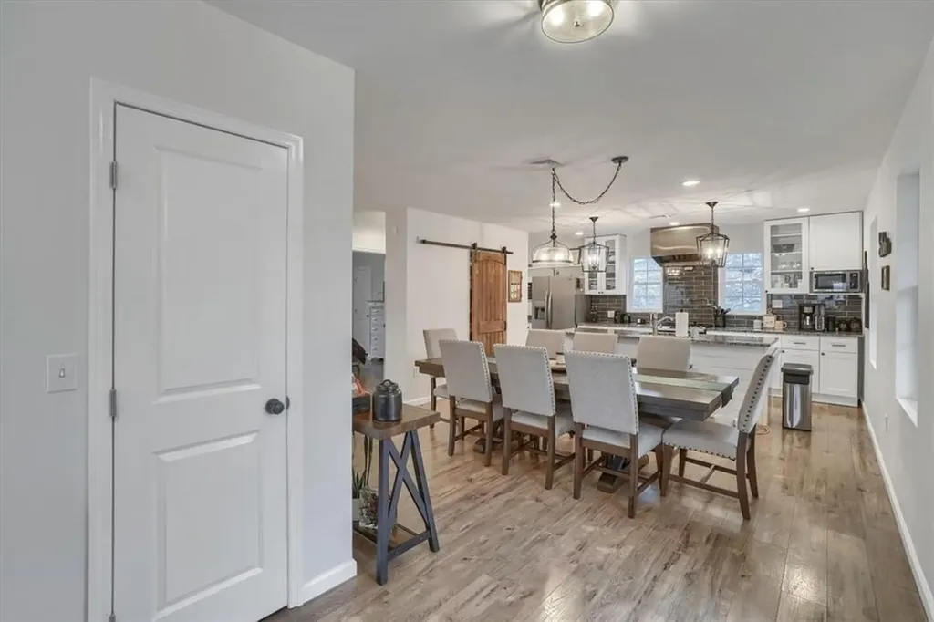 29 Lakeside Drive New Windsor NY 12553