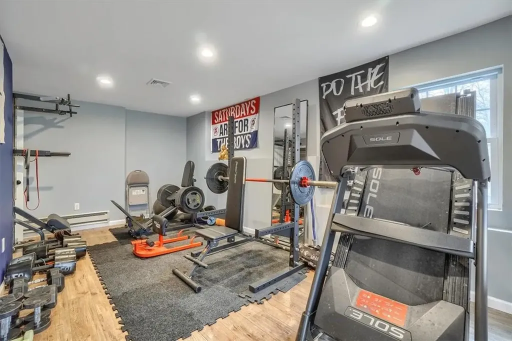 29 Lakeside Drive New Windsor NY 12553
