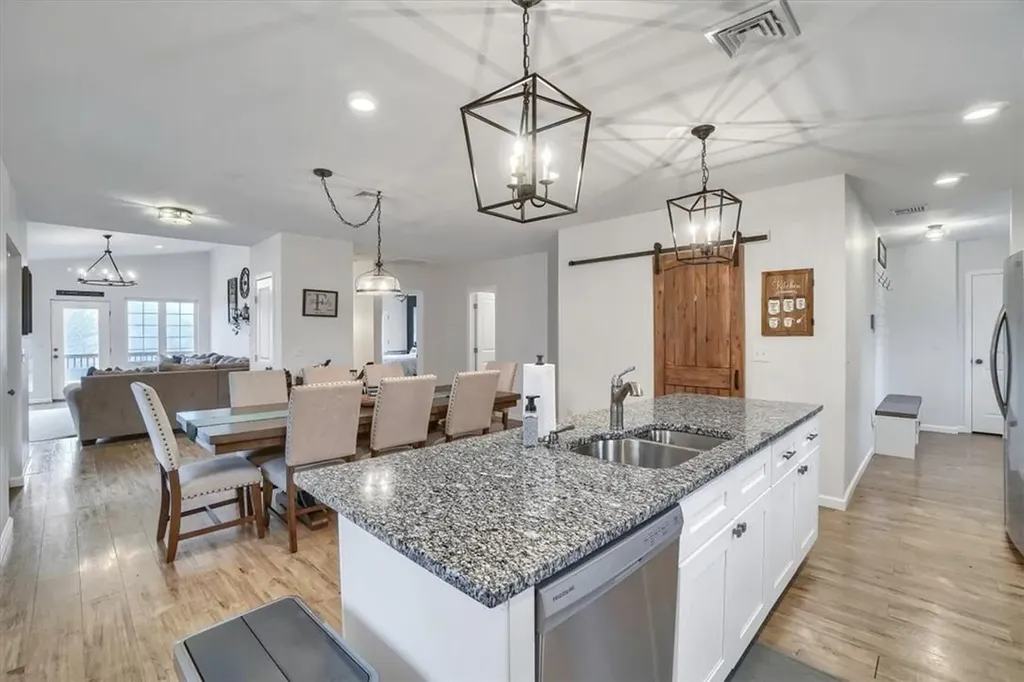 29 Lakeside Drive New Windsor NY 12553
