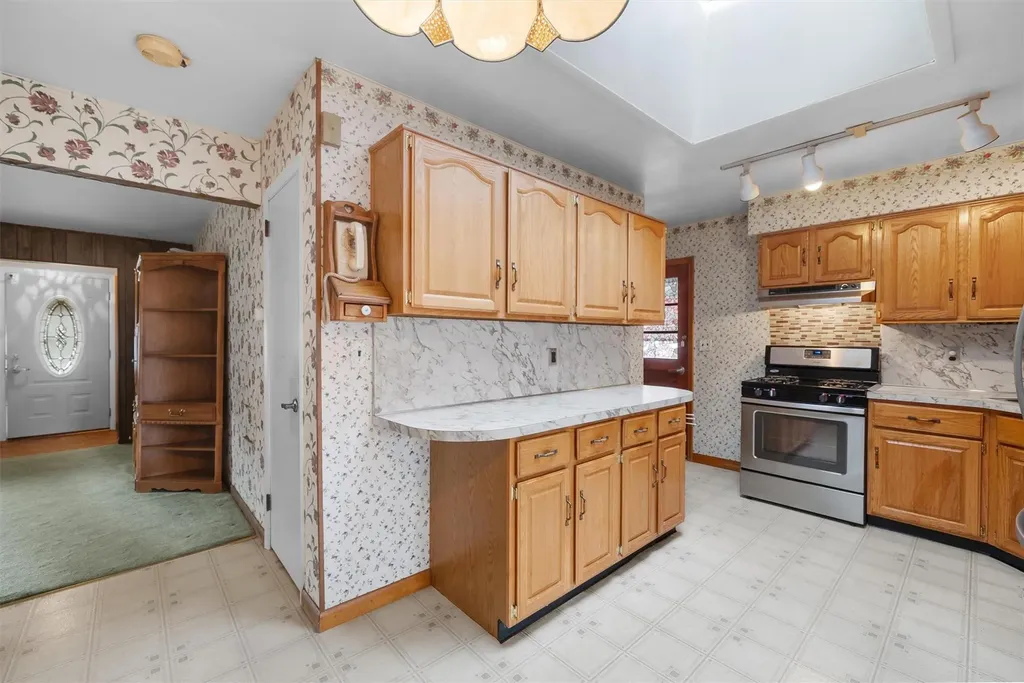 8 Lewis Drive Stony Point NY 10980