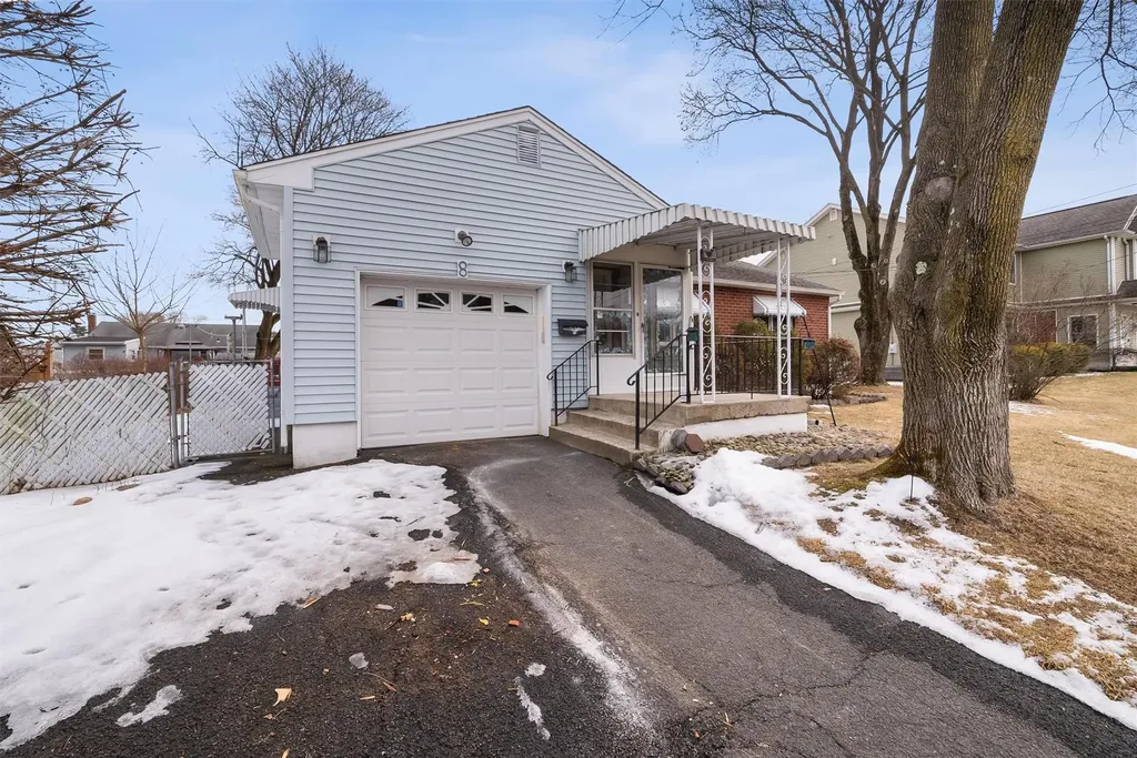 8 Lewis Drive Stony Point NY 10980