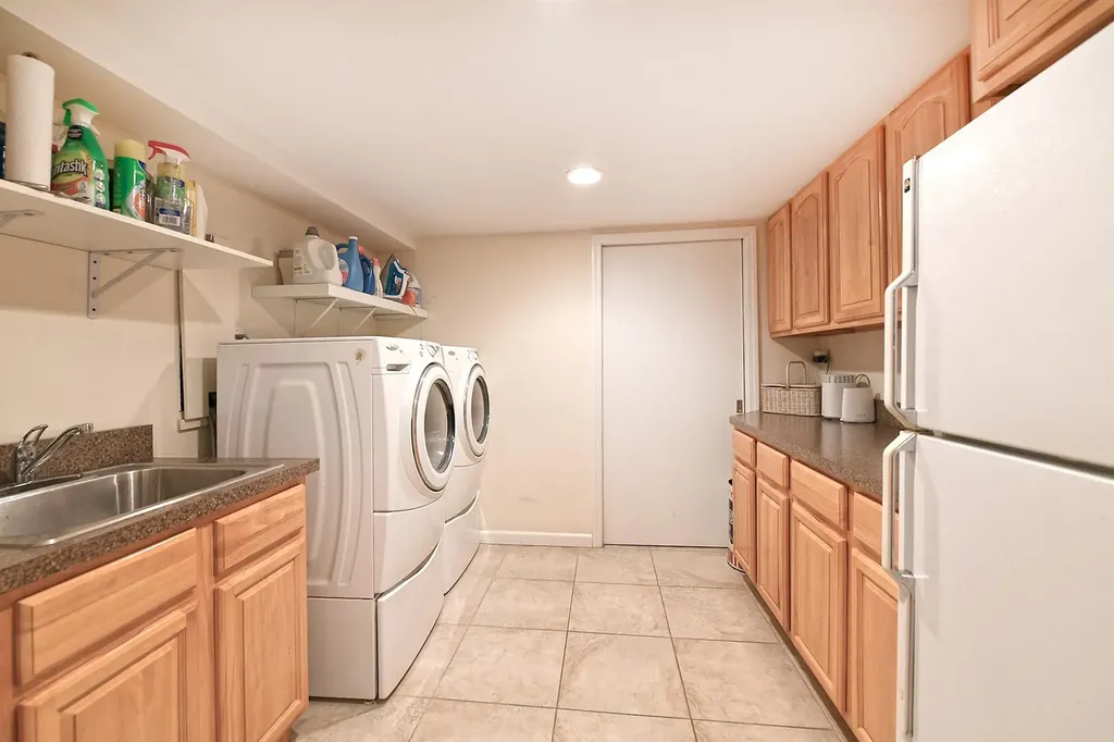 50 Parkview Circle Bethpage NY 11714
