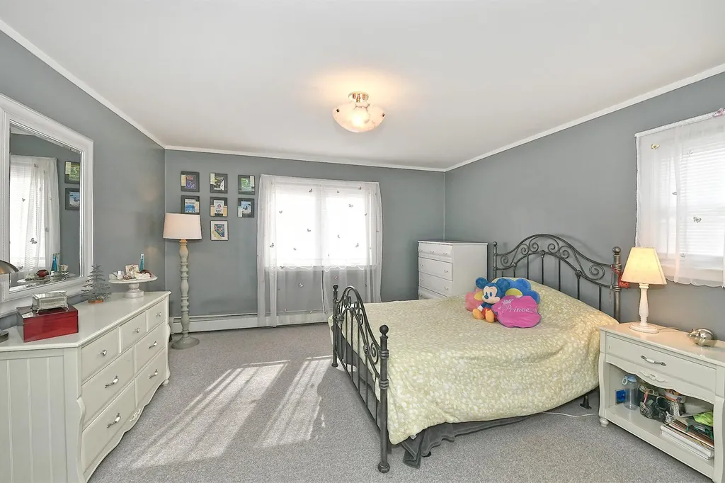 50 Parkview Circle Bethpage NY 11714