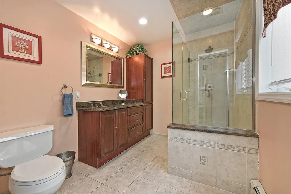 50 Parkview Circle Bethpage NY 11714