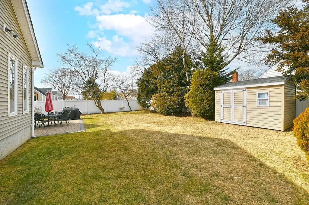 50 Parkview Circle Bethpage NY 11714