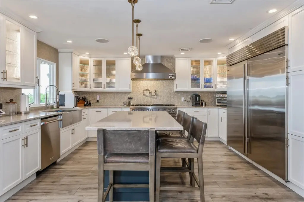 319 Harbor Drive Lido Beach NY 11561