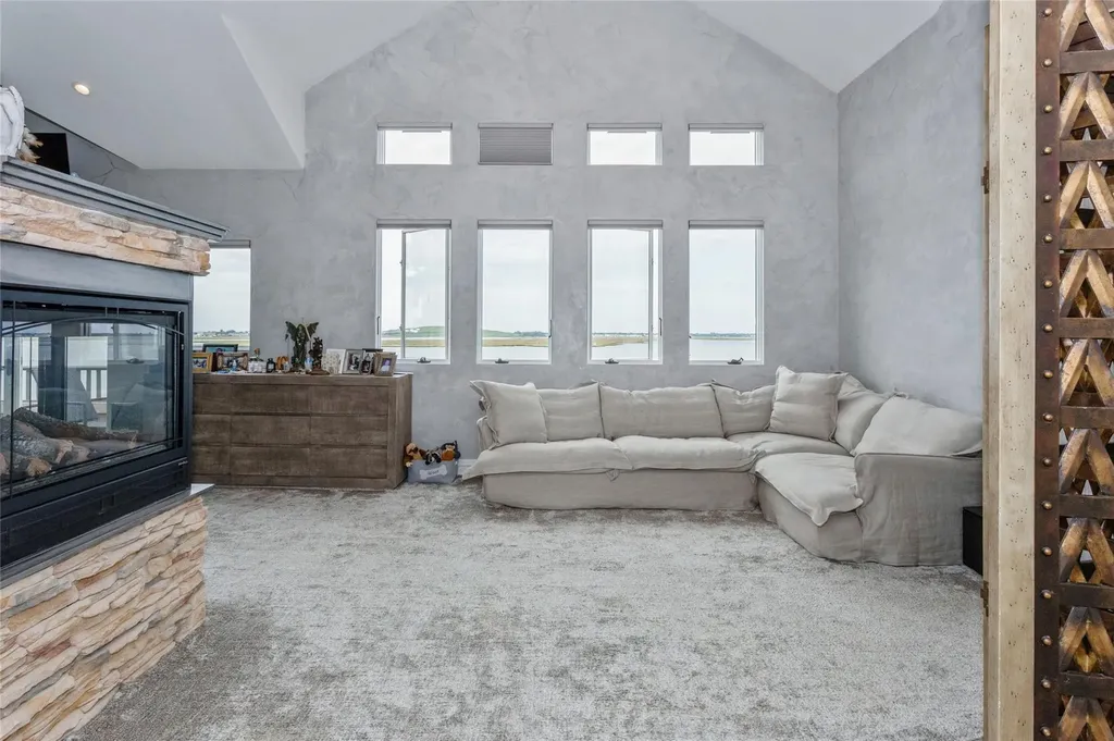 319 Harbor Drive Lido Beach NY 11561