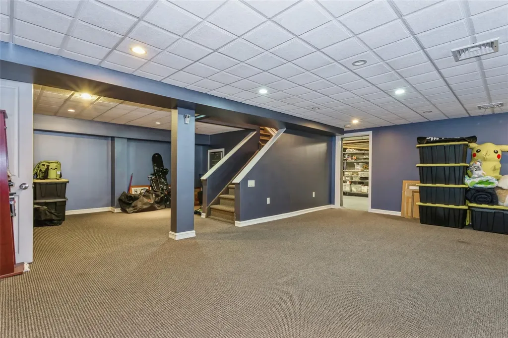 319 Harbor Drive Lido Beach NY 11561