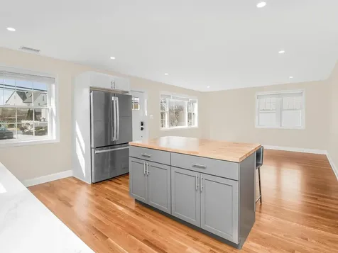 122 Heights Drive Yonkers NY 10710