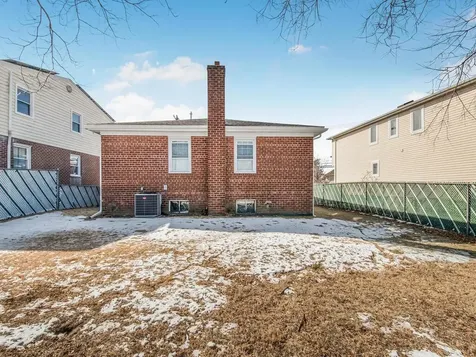 122 Heights Drive Yonkers NY 10710