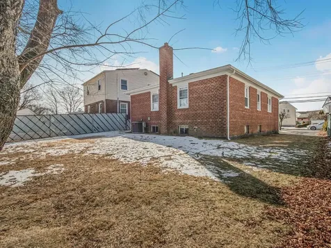 122 Heights Drive Yonkers NY 10710