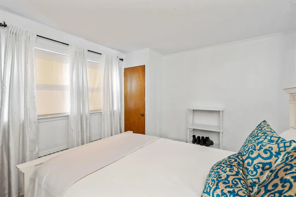 122 Sherwood Avenue Yonkers NY 10704