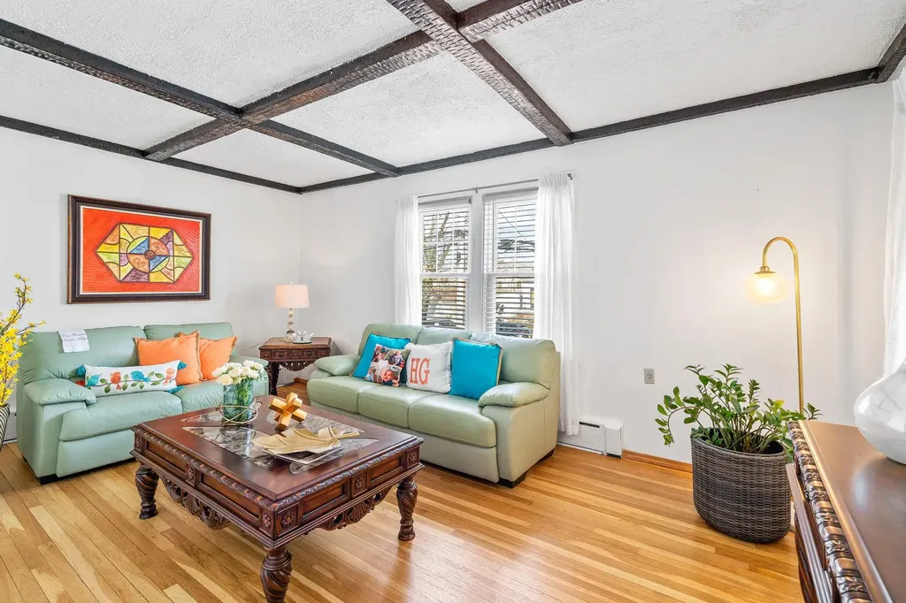 122 Sherwood Avenue Yonkers NY 10704