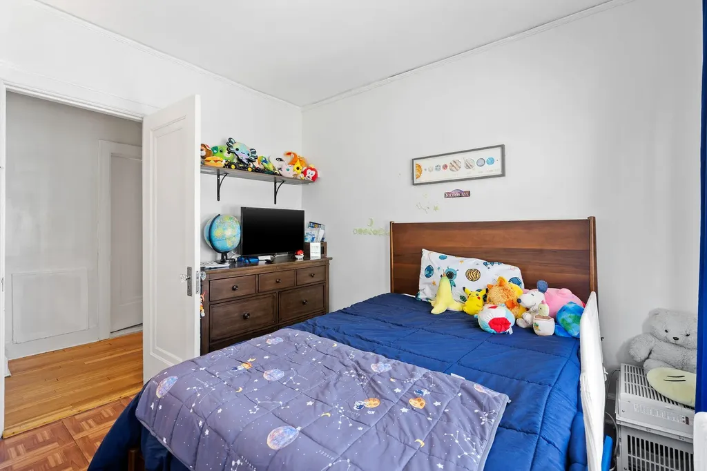 122 Sherwood Avenue Yonkers NY 10704