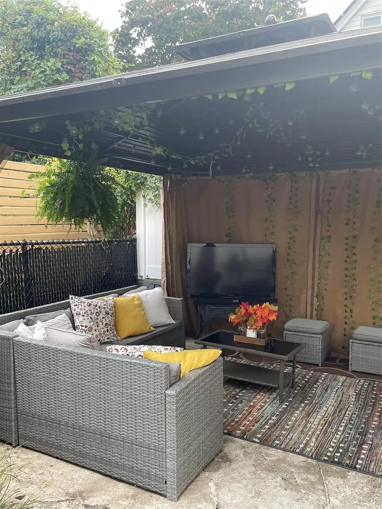 122 Sherwood Avenue Yonkers NY 10704