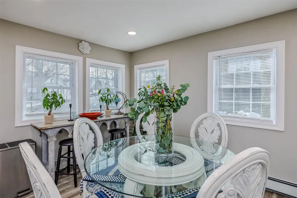 68 Somerset Road Rocky Point NY 11778