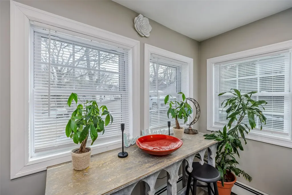 68 Somerset Road Rocky Point NY 11778
