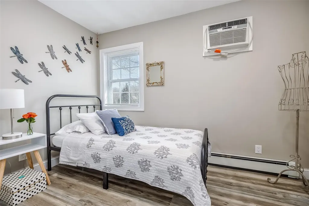 68 Somerset Road Rocky Point NY 11778