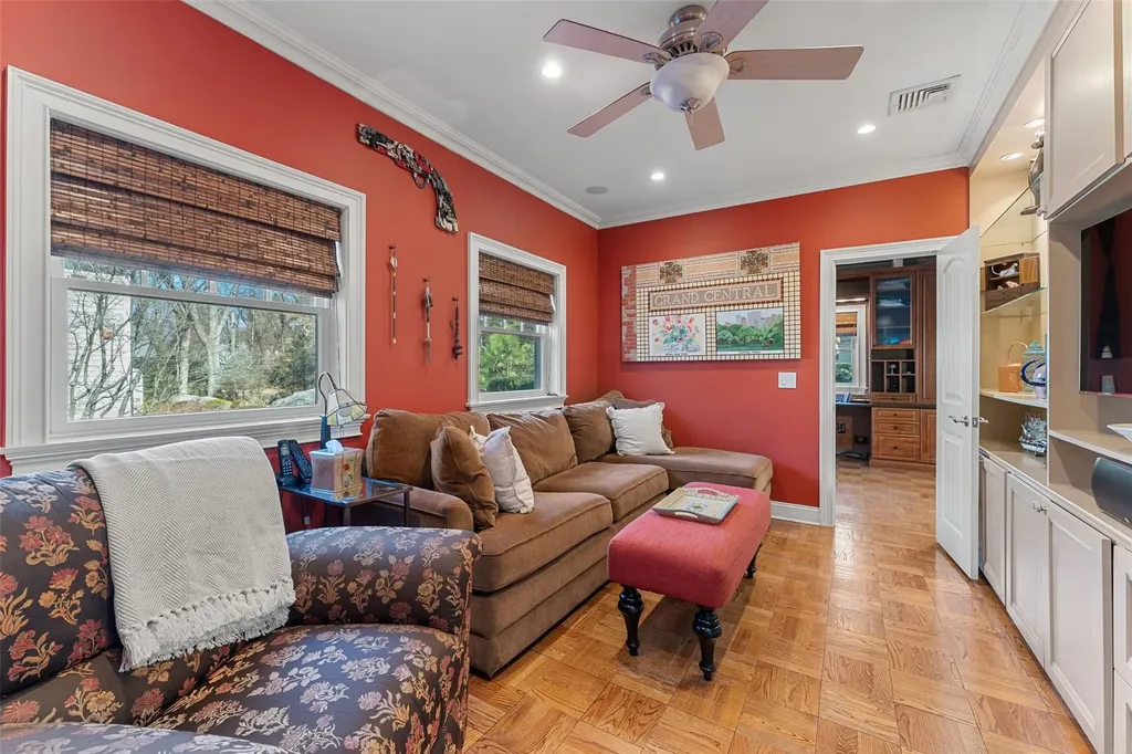 23 Seely Place Scarsdale NY 10583