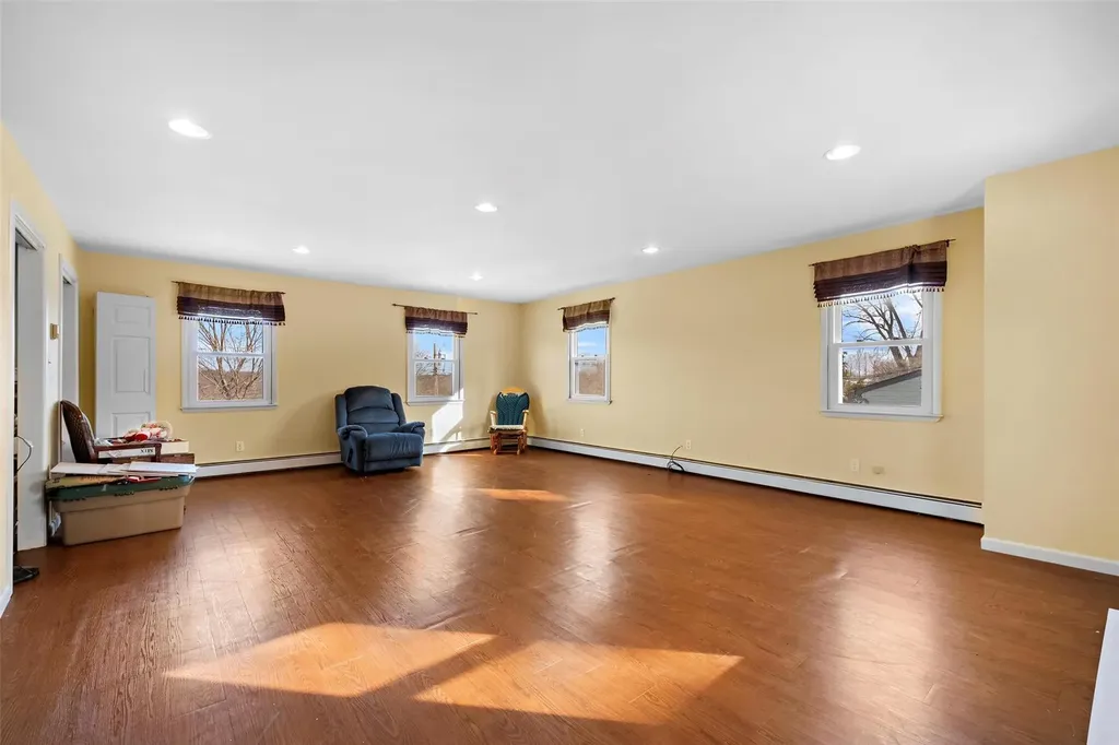 26 Hilltop Drive Mahopac NY 10541