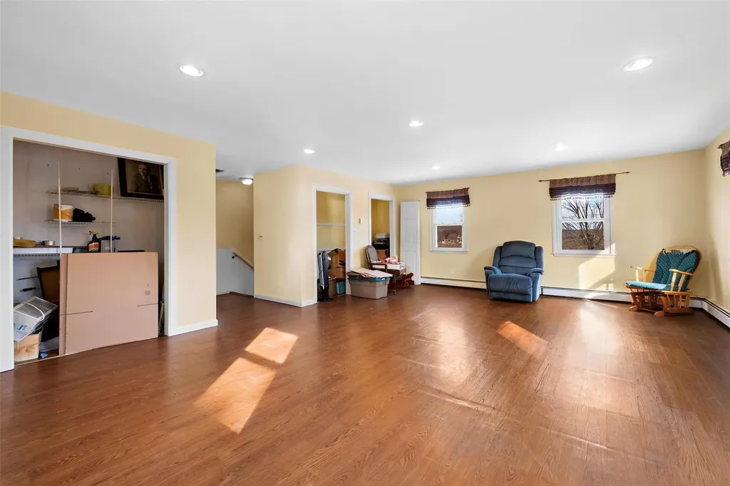 26 Hilltop Drive Mahopac NY 10541
